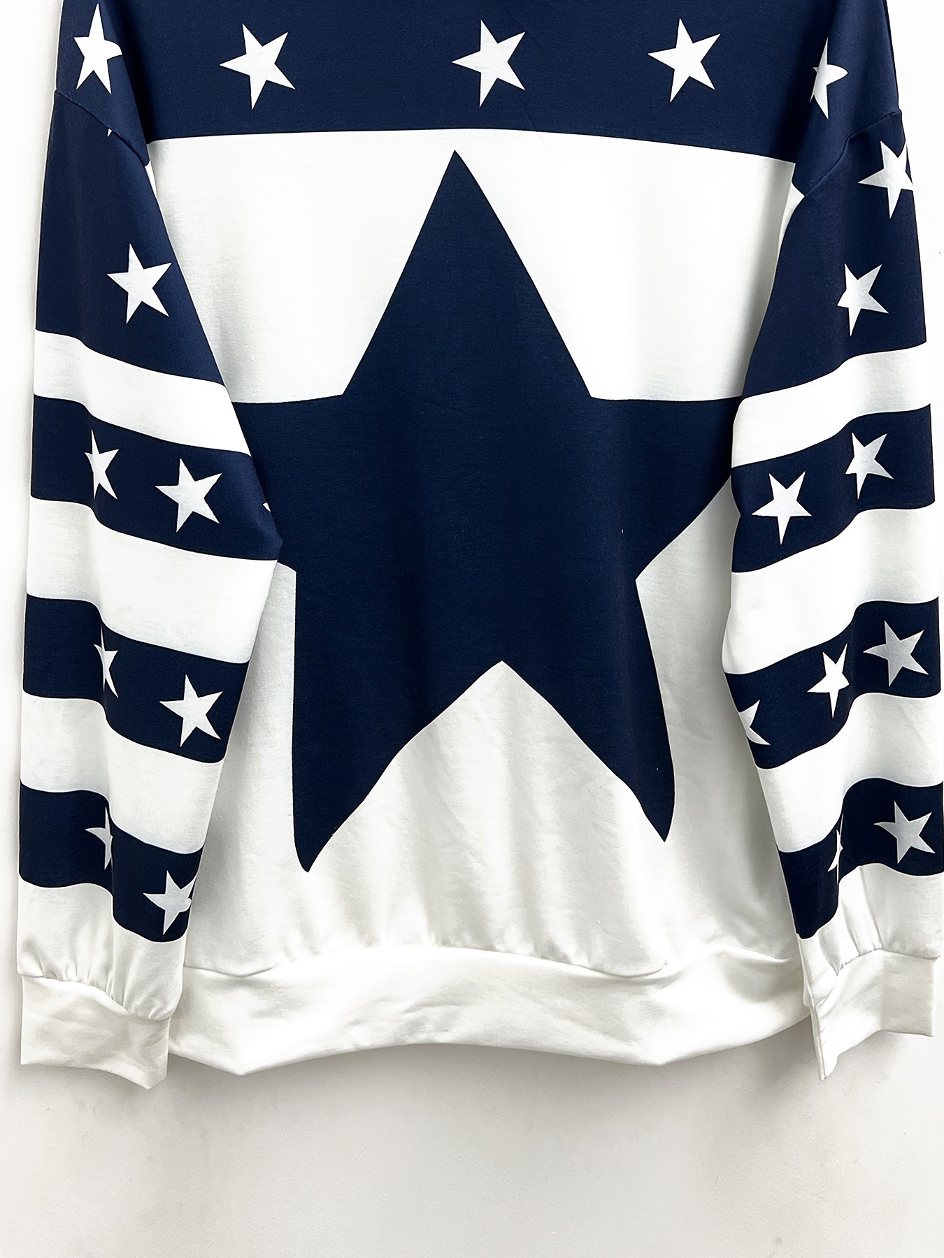 Comfortable Navy Star Print Hoodie for Women with Drawstring Hood Long Sleeve Colorblock Casual Style