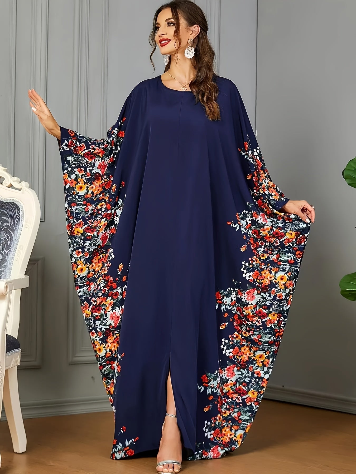 Elegant Floral Print Kaftan Maxi Dress for Women with Round Neck Batwing Sleeve Flowing Style
