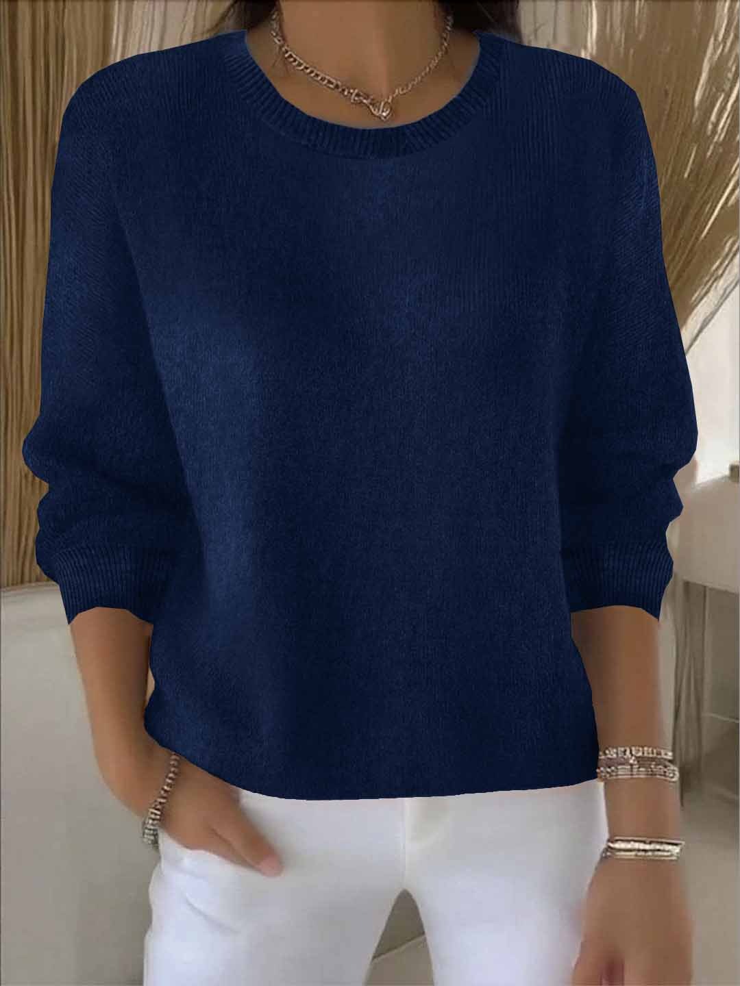 Comfortable Knit Sweater for Women with Round Neck Long Sleeve Relaxed Oversized Style