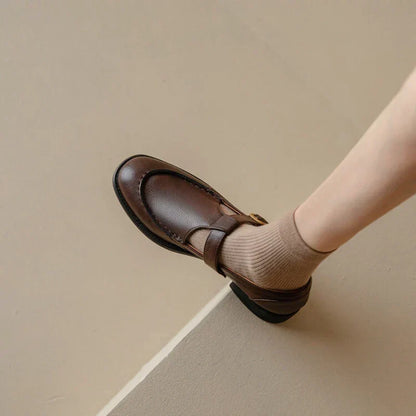 Elegant Leather Mary Jane Flats for Women with T Strap Buckle Round Toe Vintage Style