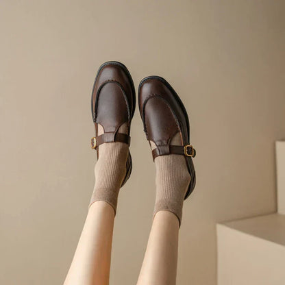 Elegant Leather Mary Jane Flats for Women with T Strap Buckle Round Toe Vintage Style
