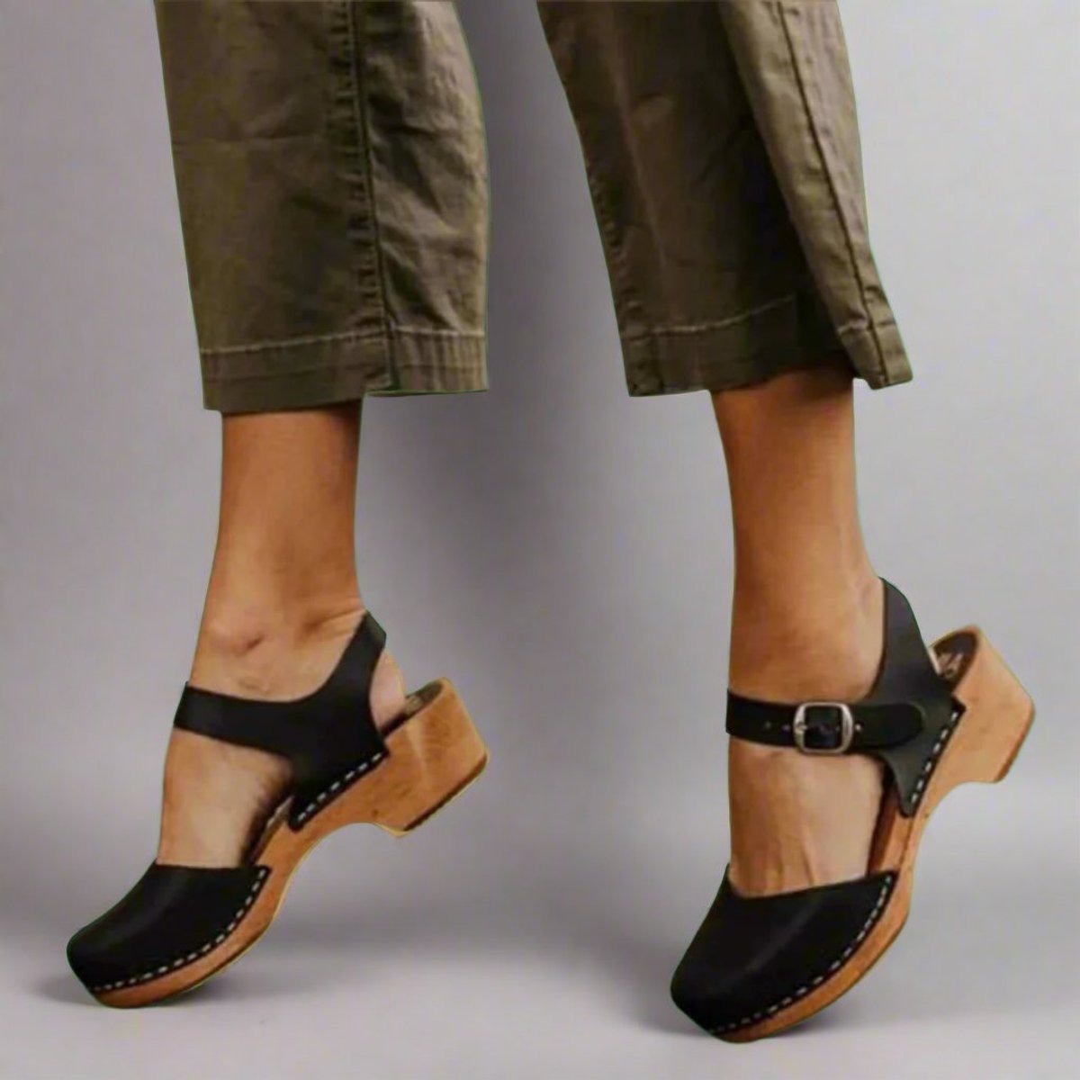 Effortless Leather Clog Sandal for Women with Buckle Strap Wood Platform Heel Casual Style
