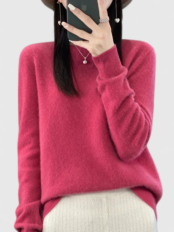 Comfortable Knit Sweater for Women with Round Neck Long Sleeve Relaxed Oversized Style