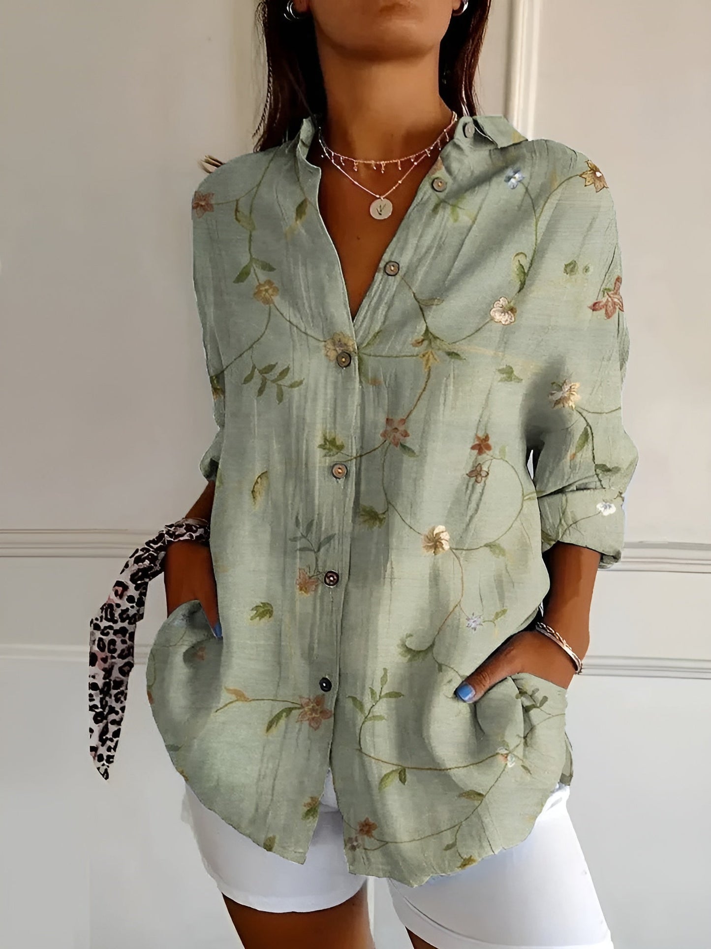 Effortless Floral Blouse for Women with Collar Long Sleeve Button Front Relaxed Casual Style